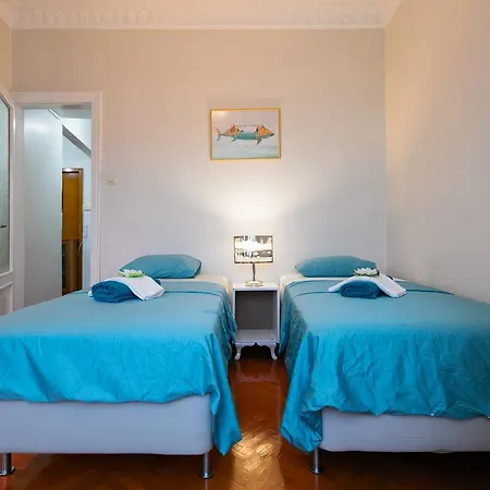 Bosphorus Flat